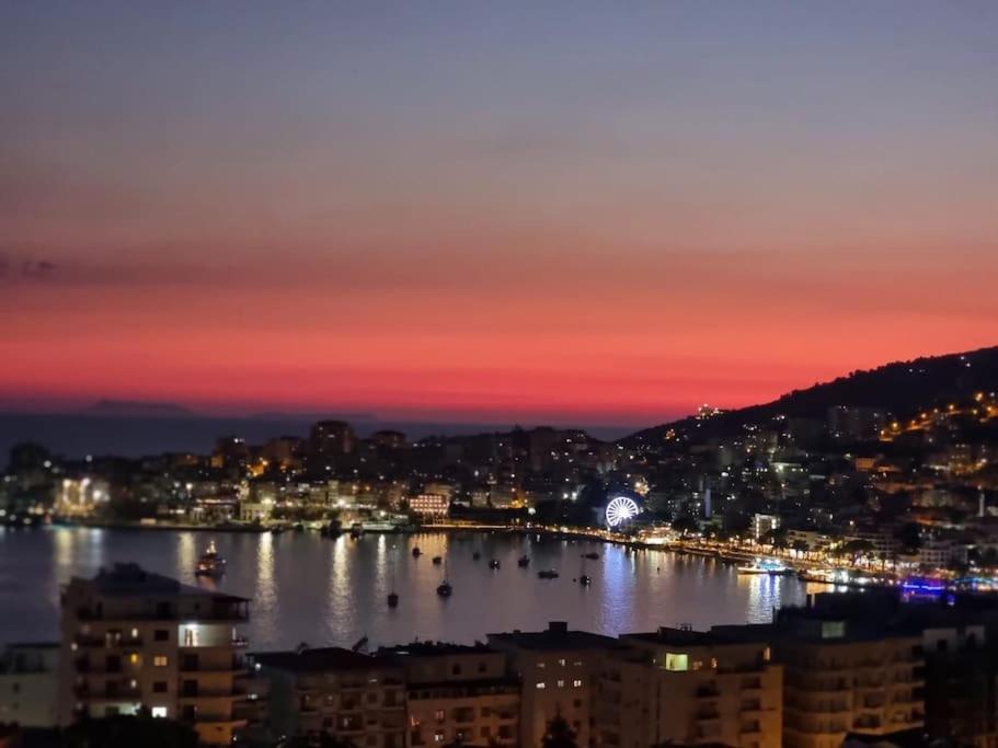 Two Suns Apartament Sarandë エクステリア 写真